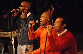 "بلاك تيما" أثناء الحفل