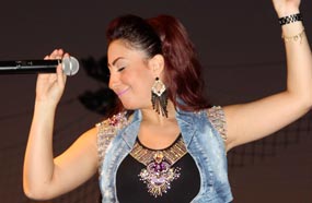 بوسي في حفل &quot;ايرو سبورت&quot;