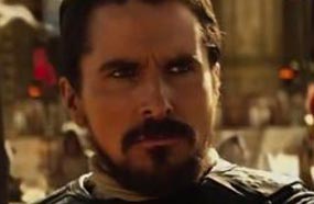 كريستيان بيل يجسد نبي الله موسى