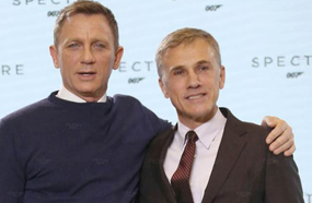 دانييل كريج مع أحد أبطال فيلم "Spectre" كريستوف والز