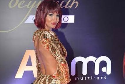 دوللي شاهين