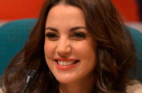 تكريم دره احسن ممثله فى 2012