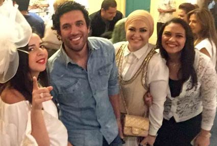 إيمي سمير غانم وحسن الرداد مع منظمة الحفلات رباب عبد العاطي.