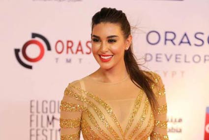 ياسمين صبري في افتتاح المهرجان