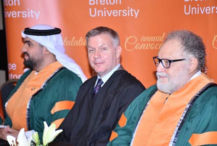 يحيي الفخراني والسفير الكندي وحسين الجاسمي