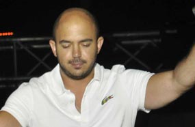 أحيا محمود العسيلي ثلاث حفلات بشم النسيم في "مدينتي" و"نادي هليوبليس" وSun City