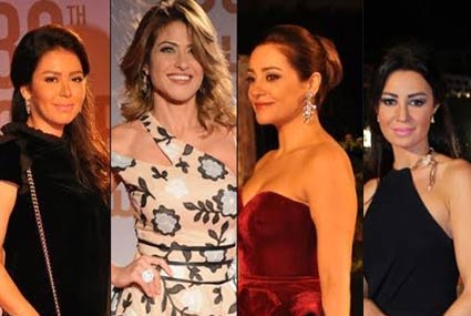 من صاحبة الإطلالة الأفضل