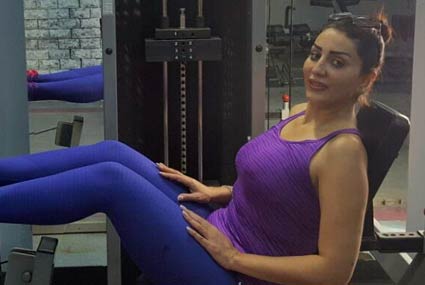 وفاء عامر تخضع لتمارين قاسية لتنحيف قوامها