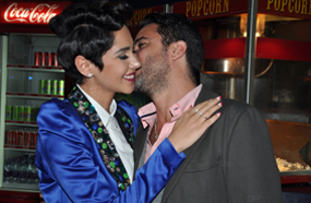 ياسمين تتلقى قبلة من زوجها هادي الباجوري