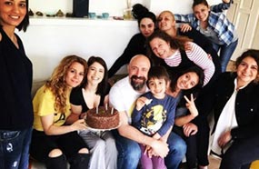 هازال كايا في عيد ميلاد هاليت أرجنتش