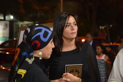 بشرى في عزاء والد عمرو سلامة