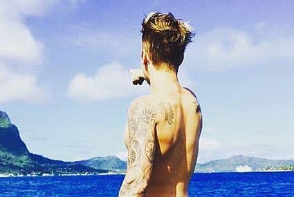 جستين بيبر وصورة مؤخرته العارية