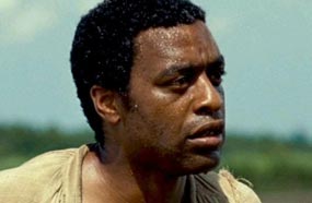 شيويتيل إيجيوفور في لقطة من فيلم &quot;12 عاما من العبودية&quot;