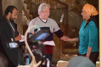 حسين فهمي ووفاء عامر في مسلسل"السر"