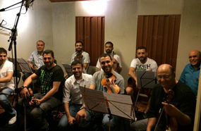 حمزة نمرة مع العازفين الأتراك في الأستوديو