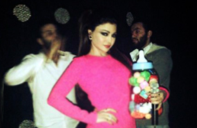 هيفاء وهبى تستعد لاستعراض على المسرح