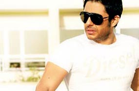 نوكيا تختار حماقي بدلا من دياب لحملتها العالمية