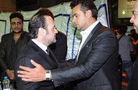 سامو زين يقدم واجب العزاء