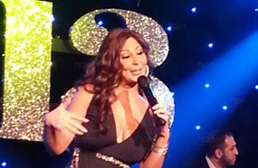 اليسا في لحظة تركيز