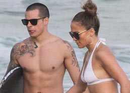 لوبيز وكاسبر