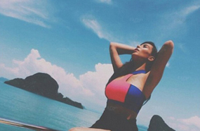 كيم كارداشيان في إجازتها بتايلاند