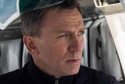 دانيال كريج في إعلان فيلم Spectre