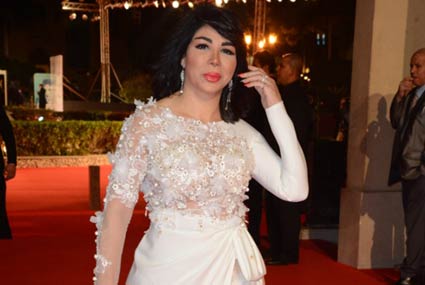 غادة إبراهيم تختار إطلالة بيضاء في حفل ختام مهرجان القاهرة السينمائي