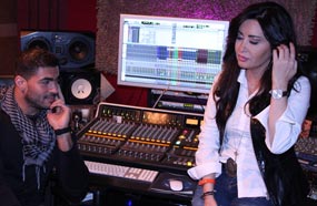 لطيفة وخالد في الاستوديو