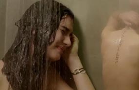 ما معنى &quot;التاتو&quot; الغريب الذي على ظهر &quot;لميس&quot;؟