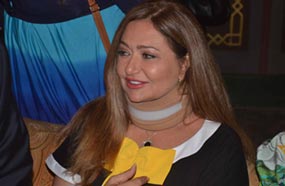 ليلى علوي برقبتها الطبية