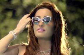 لطيفة في لقطة من الكليب