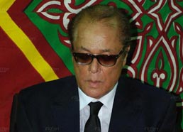 محمود عبد العزيز