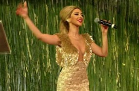 ميريام فارس بالفستان الطويل