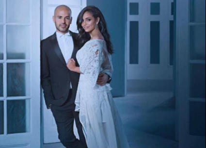 في لقاء مع برنامج Trending تحدث أبو عن زوجته برومانسية شديدة وذكر أشياء يحبها فيها منها شخصيتها وفكرها وكبريائها، أما الأشياء التي لا يحبها فهي التأخير عليه أثناء تحضير نفسها أو في المواعيد المختلفة، وأن ردود فعلها في بعض المواقف تكون هادئة أكثر من اللازم وأحيانا تفضل الحديث معه في قت هو لا يريد الحديث فيه.