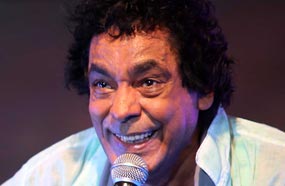 المطرب محمد منير