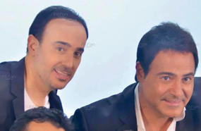 محمد كريم مع مدربي The Voice