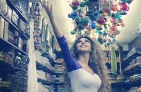 مريام فارس سعيدة بالتعرف على ثقافات شعوب البلاد العربية