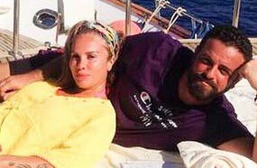 نيكول سابا تستجم في شرم الشيخ مع زوجها يوسف الخال