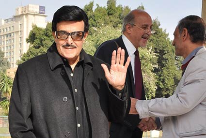 سمير غانم قبل ندوة تكريمه