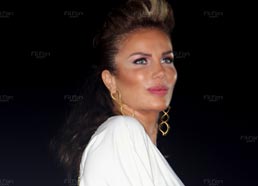 نيكول أثناء الحفل