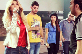 نوال أثناء البروفات