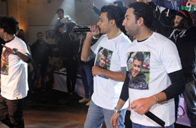 فريق 8% بصورة للراحل