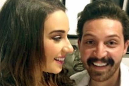 أسما شريف منير ومحمود حجازي.