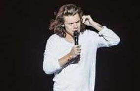 هاري ستايلز تألق في الحفل