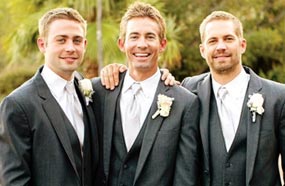 بول ووكر مع شقيقه &quot;كودي&quot; و&quot;كيلاب&quot;