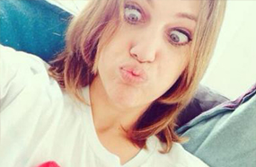 مريم أوزرلي &quot;السلطانة هويام&quot; تداعب طفلتها &quot;لارا&quot;