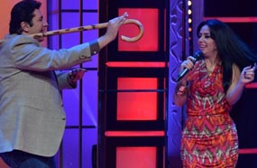 رانيا يوسف تغني "يا واد يا تقيل"