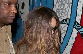 ريانا فور وصولها للنادي الليلي