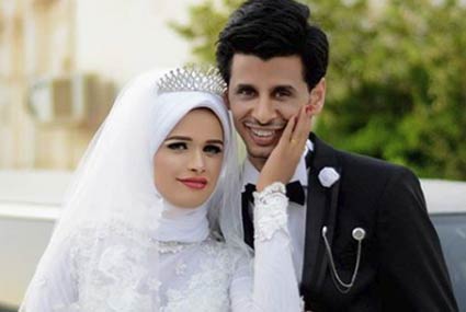 أيمن المرغني نشر صورا من حفل زفافه عبر حسابه بموقع Instagram