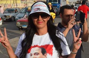 رشا سامي العدل من أبرز المشاركات في حملة السيسي